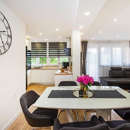 M&F Luxury Apartment Zadar Buitenkant foto