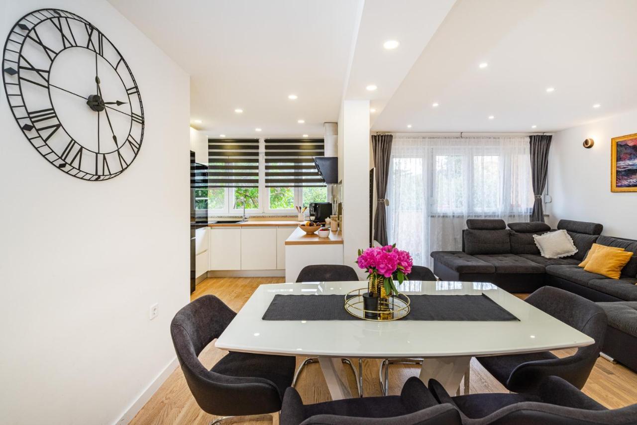 M&F Luxury Apartment Zadar Buitenkant foto